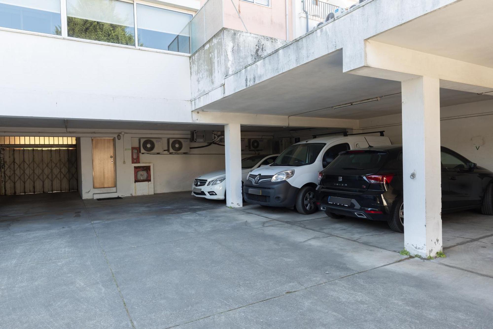 Appartamento Host Wise - Charming Luxurious Flat With Garage OOporto Esterno foto
